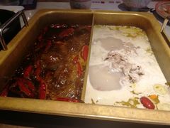 -尚尚仙·酸汤猪手·猪肚鸡火锅(华联万柳购物中心店)