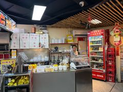 -明姨仔潮汕美食·碳炉猪脚·汕尾牛腩饭·起片鸡煲(起义路店)