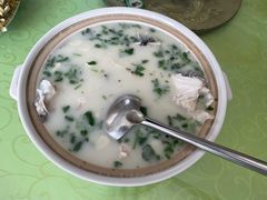 -美顺香食府鱼头老店(雪野湖店)