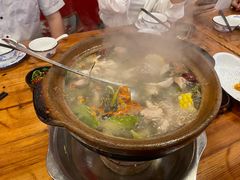 石橄榄炖鸡-洪大厨鸡煲(福田店)