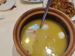 -霄汉牛三鲜湖北砂锅菜(万松园2店)