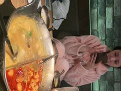 -湊湊火锅·茶憩(杭州湖滨银泰in77店)