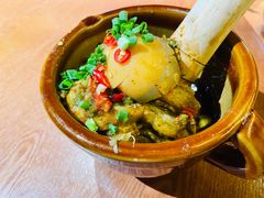 -老滇山寨•云南特色菜•地方菜•民族风情歌舞表演(金碧店)