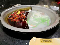 -宽板凳老灶火锅(南礼士路店)