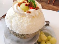 蜜瓜雪冰-Cheevit Cheeva(Sirimangkalajarn)
