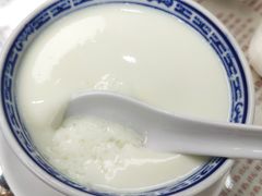 -周大娘牛乳(旧寨古村总店)