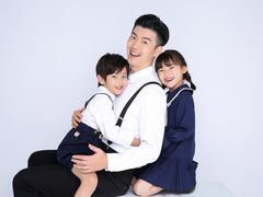 -iF摄影•全家福•证件照•形象照(南山店)