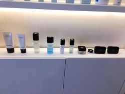 -JNK皮肤管理中心