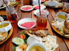 -Pundi Pundi Restaurant