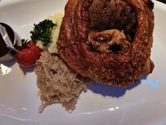 自酿啤酒脆皮烤猪肘-Ambra Haus琥珀屋精酿餐厅(宝山店)