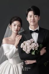 -喜爱高定婚纱摄影