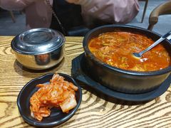 辣牛肉汤-吴草鸡爪오초닭발韩食堂(融恒盈嘉中心店)