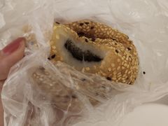 黑洋酥大麻团-白玉兰传统小吃
