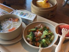 -云海肴·汽锅鸡·云南菜(天山百盛优客店)