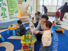 -红黄蓝成长中心(海淀上地店)