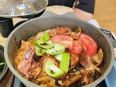 -刘姐啤酒鱼民族演艺餐厅(西街总店)