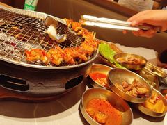 -草家酱蟹炭火烤肉店(珲春南路一店)
