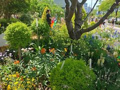 -东方体育中心(地铁站)