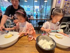 -巴黎贝甜(大宁国际商业广场店)