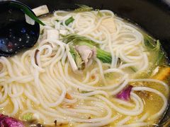 -桥香园过桥米线(国贸店)