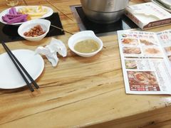 -洪忠涮烤王(嵩山路店)