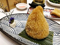 酥炸瑶柱咸肉粽-君德澜酒家·创意粤菜(金山谷店)
