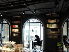 -光海书局(南京东路第一百货店)