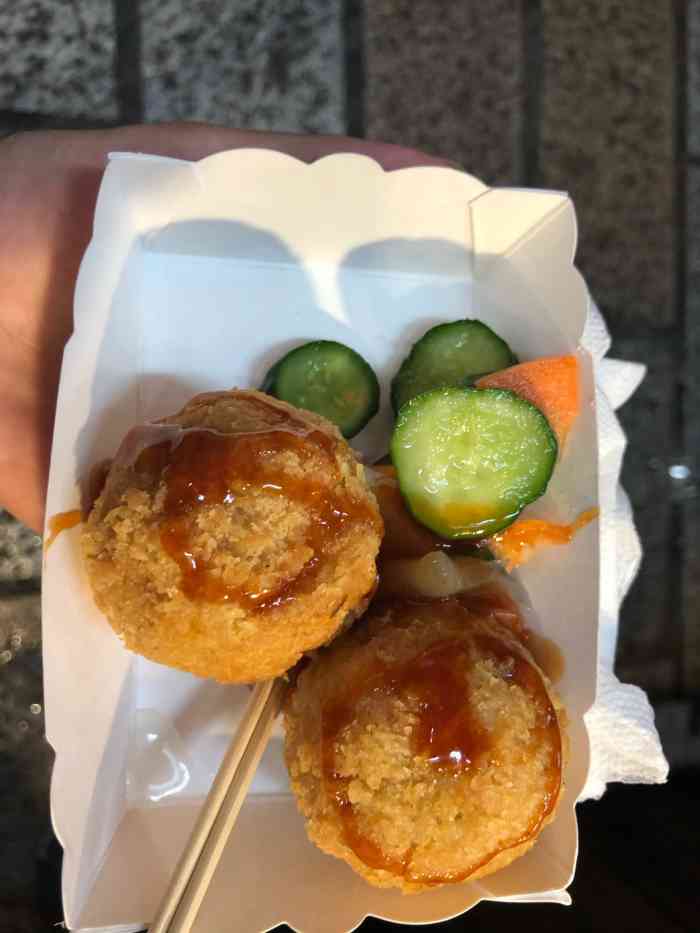 旺角虾球-"九份老街才有的小吃,就在基山街入口这里,.