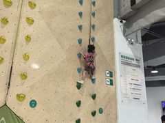 -ROCKPLUS攀岩馆(环宇城店)