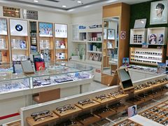 -光明眼镜·蔡司授权(九亭U天地店)