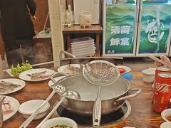 -正能量脆肉鲩火锅
