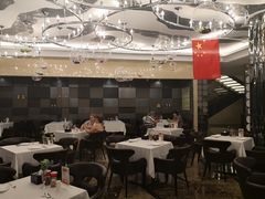 -马克西姆俄罗斯餐厅(通亚街店)