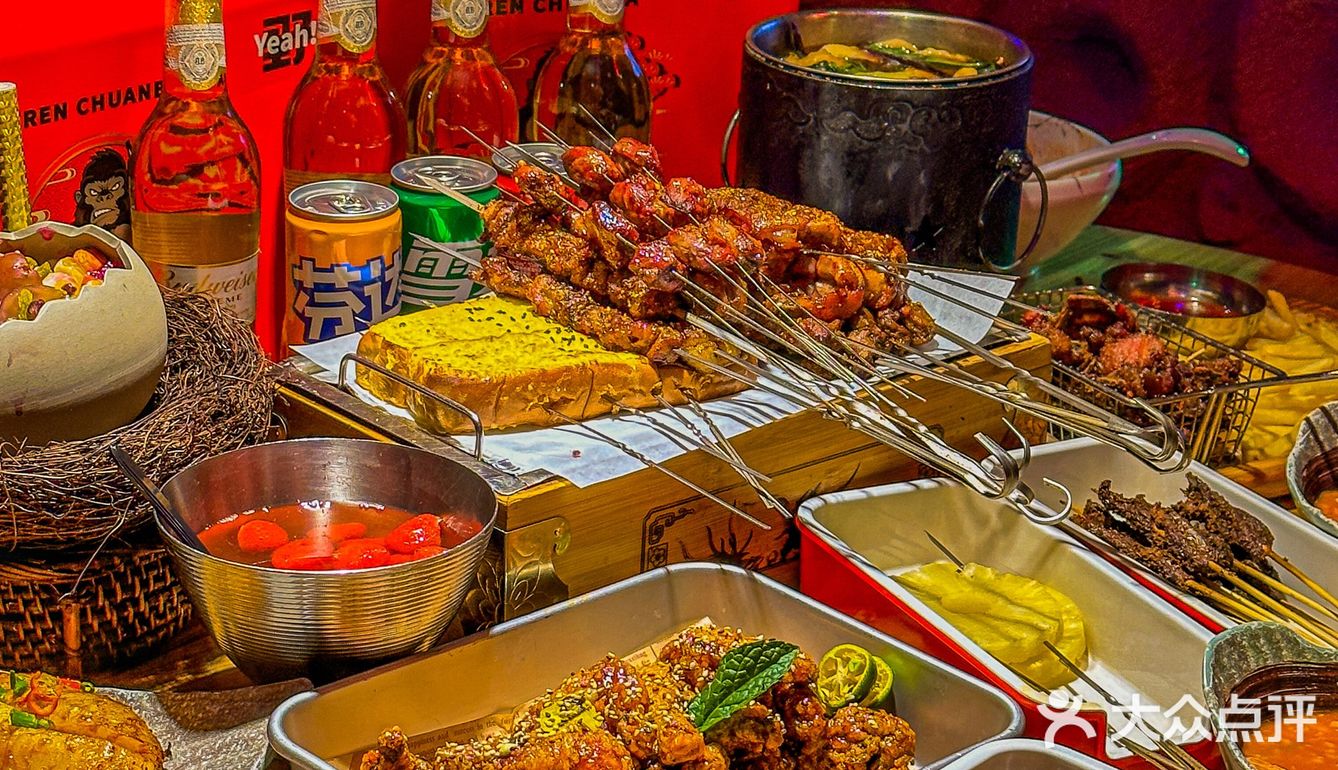 中街这，一条街都是他家！！