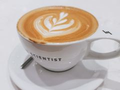 经典热拿铁-科学家咖啡(恒隆广场店)