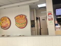 -华莱士·全鸡汉堡(长安街口店)