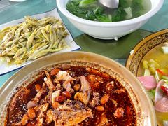 -荥清饭店