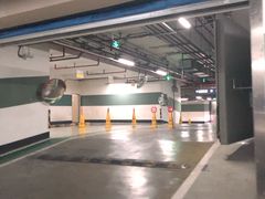 -北京银泰中心-停车场