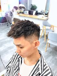 点击看大图 -西克造型美发连锁