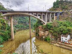 -三游洞