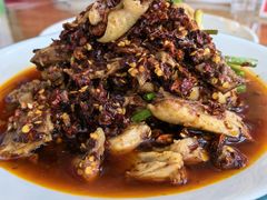 -陈胖子鱼庄(黄辣丁新津店)