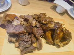 -蒙艾里民族传统菜蒙餐