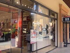 -UNDER ARMOUR(新燕莎奥莱店)