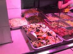 -老六素货(王顶堤店)