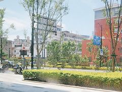 -上海市惠民中学