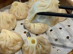 -馋三尺蟹粉小笼(人民广场店)