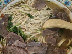 -金杨拉面王小吃面馆·牛三宝面·红烧牛肉粉