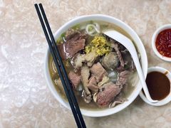 牛杂粿粉-华威达牛庄(黄埔大道西店)