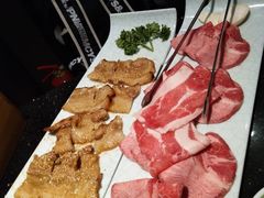 -猪啊牛呀羊啊铜盘烤肉(正大广场店)