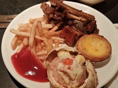 -钱小奴海鲜自助黑金店(杭州滨江龙湖店)
