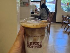 -Reset Coffee 与海咖啡